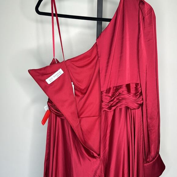 NWT IEENA for MAC DUGGAL 67866 Burgundy One Shoulder Bishop Sleeve Flowy Gown - Picture 11 of 12